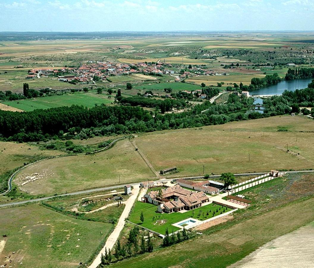 La Casona Del Tormes Villa Almenara de Tormes Bagian luar foto