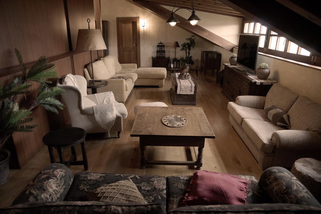 La Casona Del Tormes Villa Almenara de Tormes Bagian luar foto