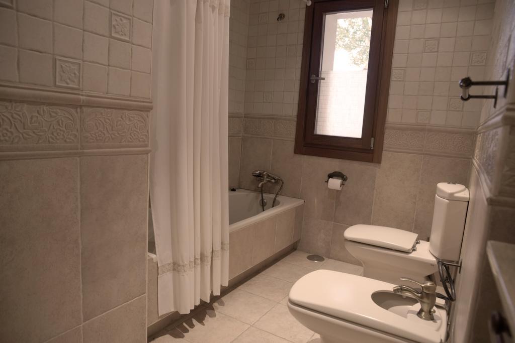 La Casona Del Tormes Villa Almenara de Tormes Bagian luar foto