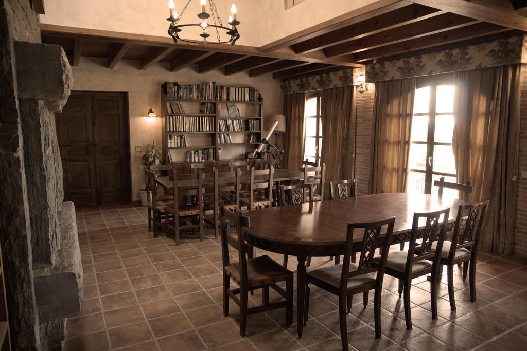 La Casona Del Tormes Villa Almenara de Tormes Bagian luar foto